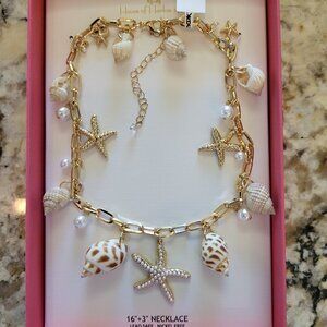 House of Harlow 1960 16” Sea Shell Charm Necklace🐚